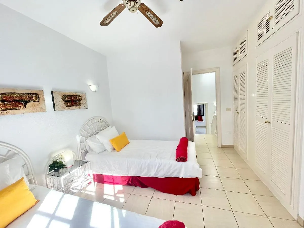 Seaview Townhouse In Puerto Santiago & Los Gigantes Puerto de Santiago  Apartment