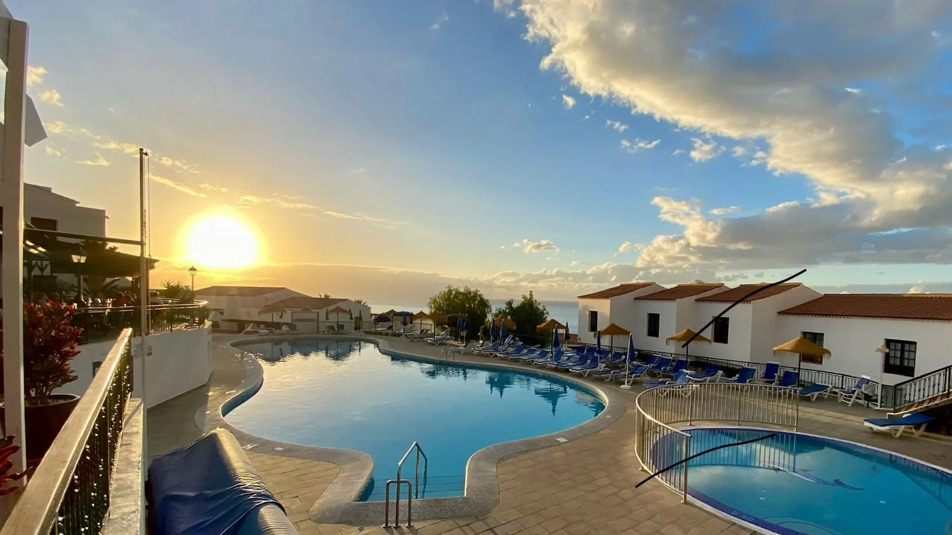 Seaview Townhouse In Puerto Santiago & Los Gigantes Puerto de Santiago